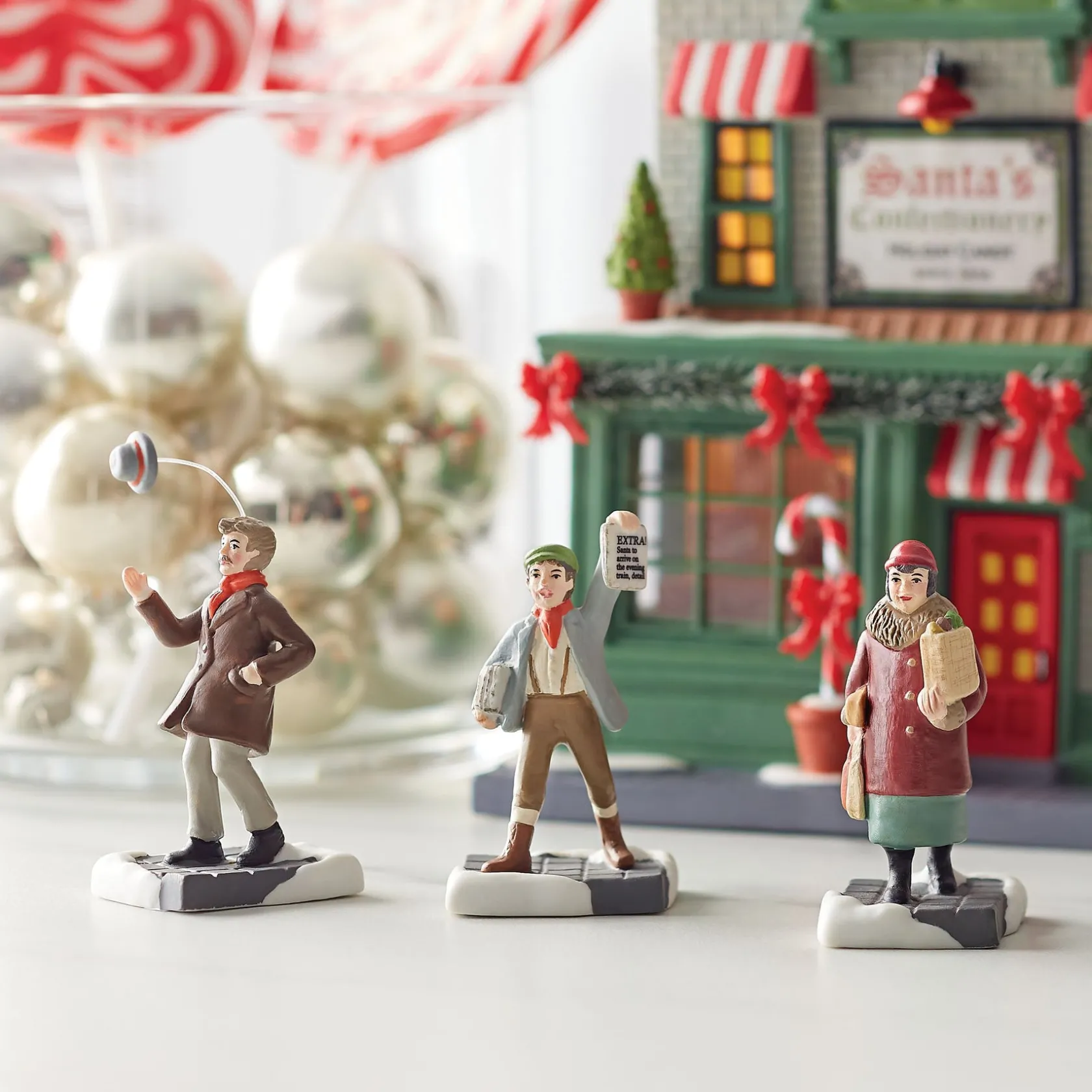 New Friends & Neighbors S/3 Christmas In The City Series