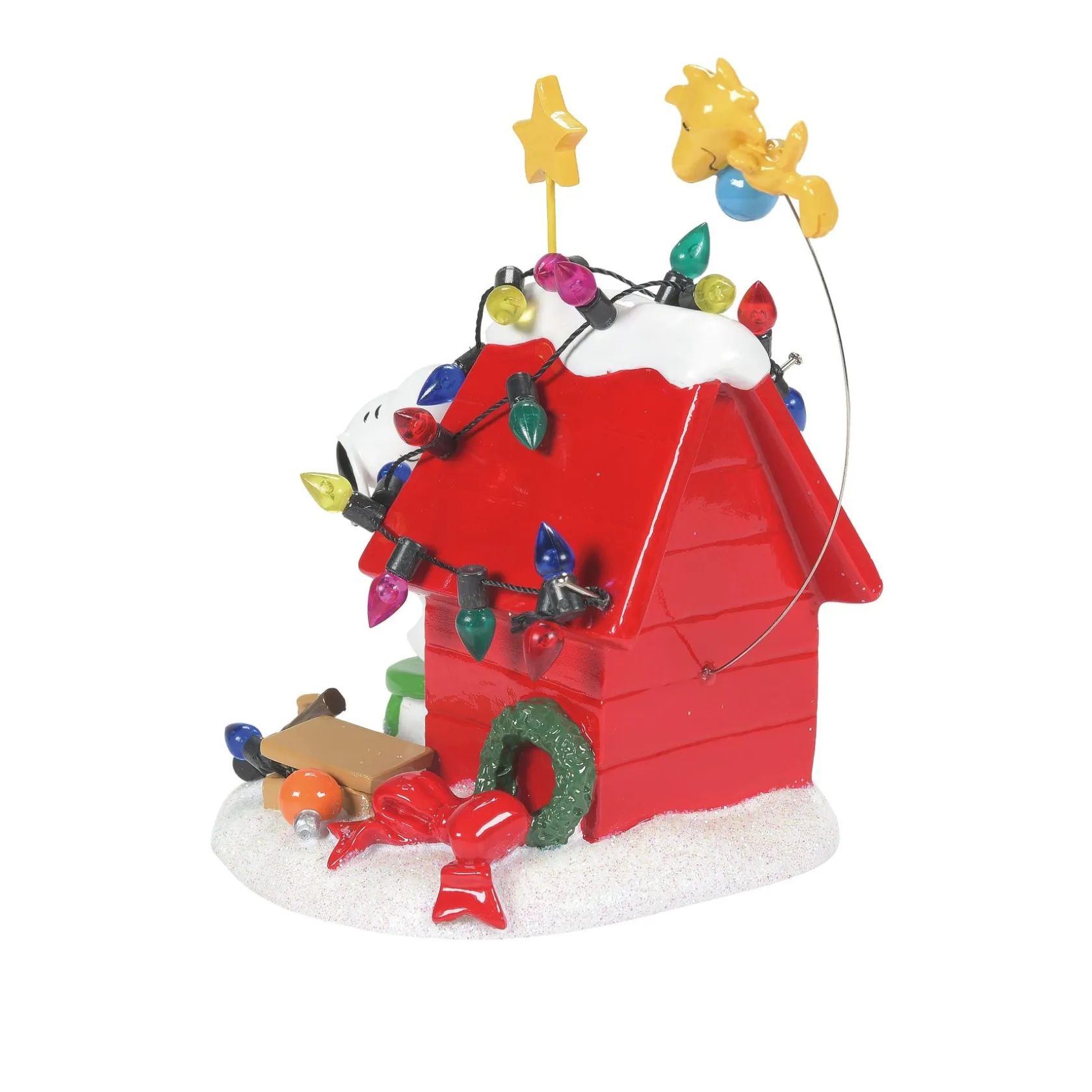 Outlet Getting Ready for Christmas Peanuts® Village