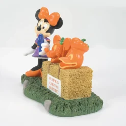 Online Minnie Picks A Winner Disney Village