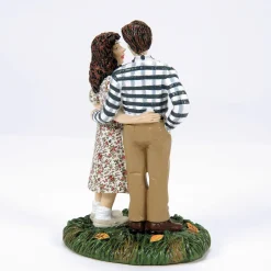 Hot Mr. & Mrs. Maitland Hot Properties Village