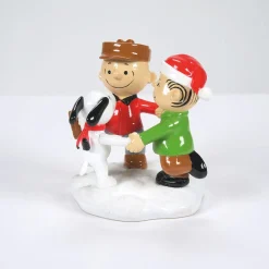 Hot Trio Of Besties Peanuts® Village