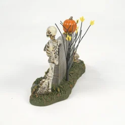 Outlet We're A Skeleton Crew Sign Halloween Village Accessories